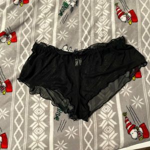 SIZE L MESH SHORTS